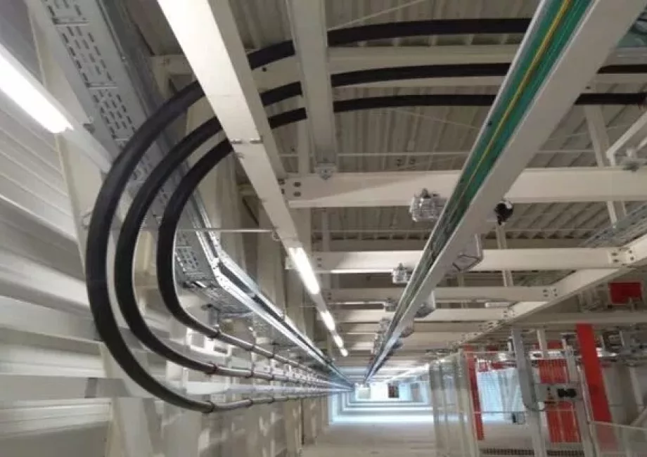 FLEXWELL FSR in Data Centers